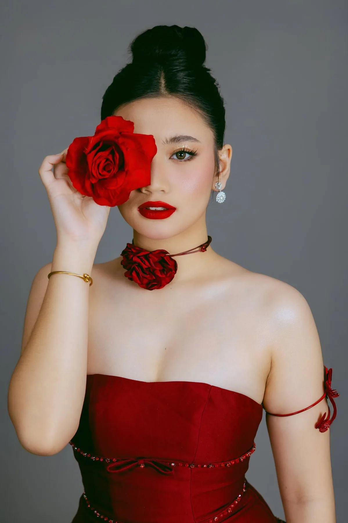 Fashion — Red Rose